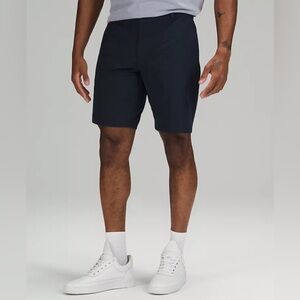 EUC! Lululemon Commission Classic-Fit Short 9” Warpstreme